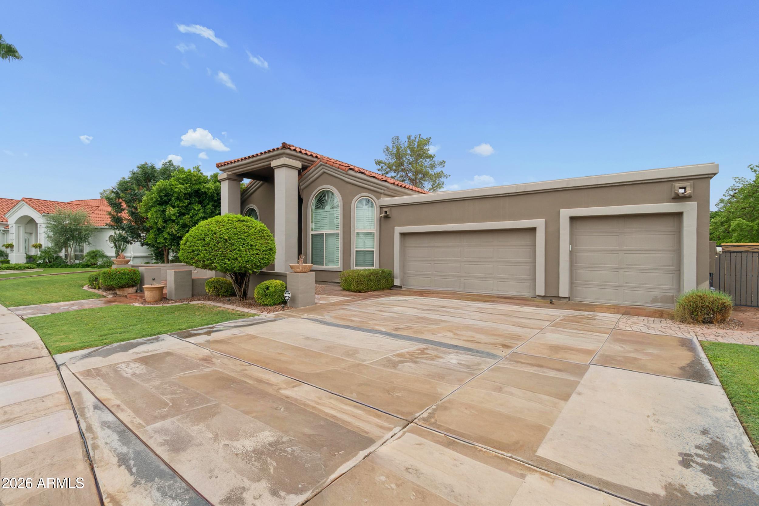 1307 E TREASURE COVE Drive