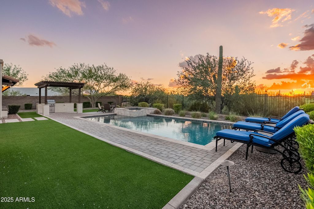 Photo of 30448 N 117th Drive, Peoria, AZ 85383 (MLS # 6923398)