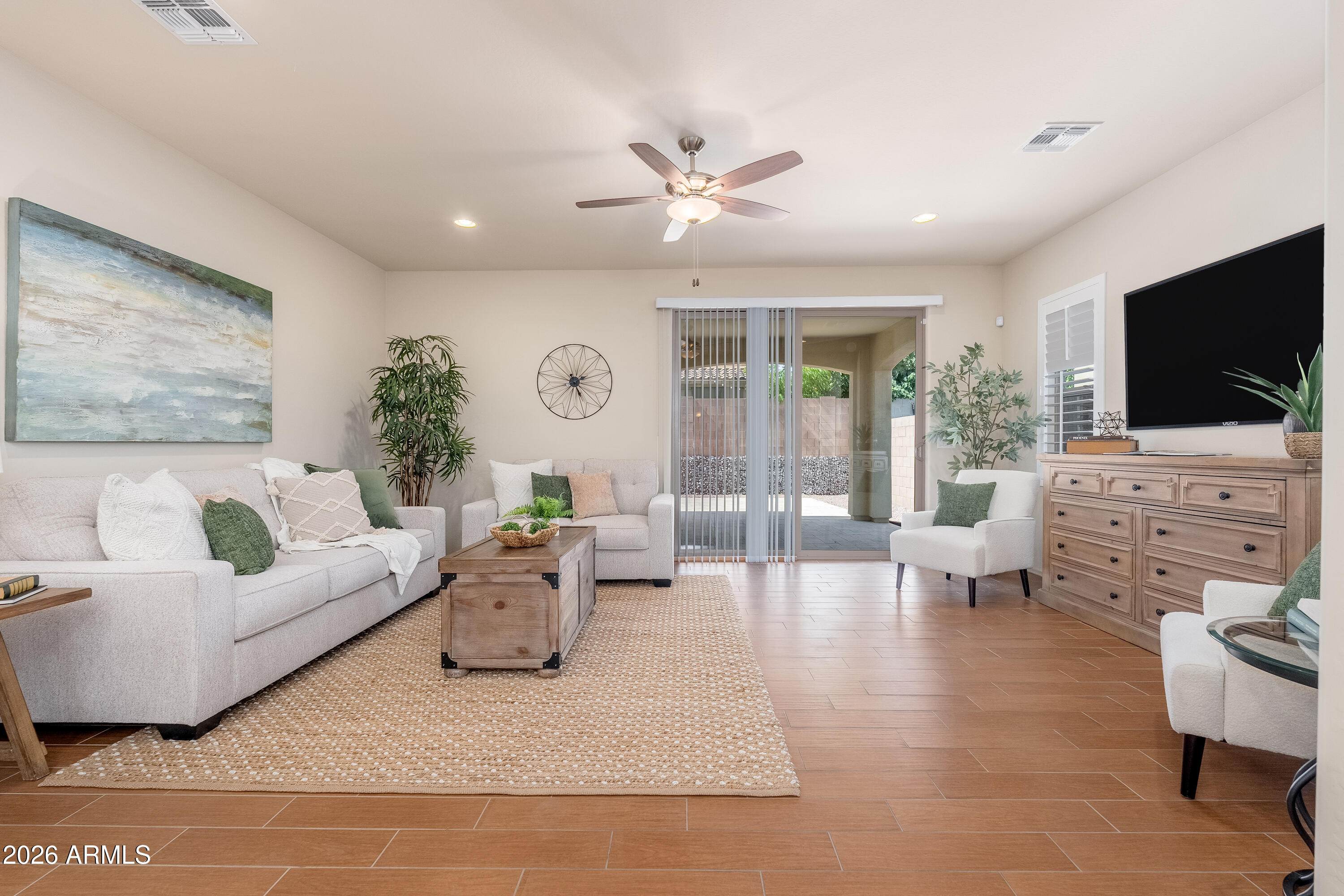 4410 E CAMPO BELLO Drive