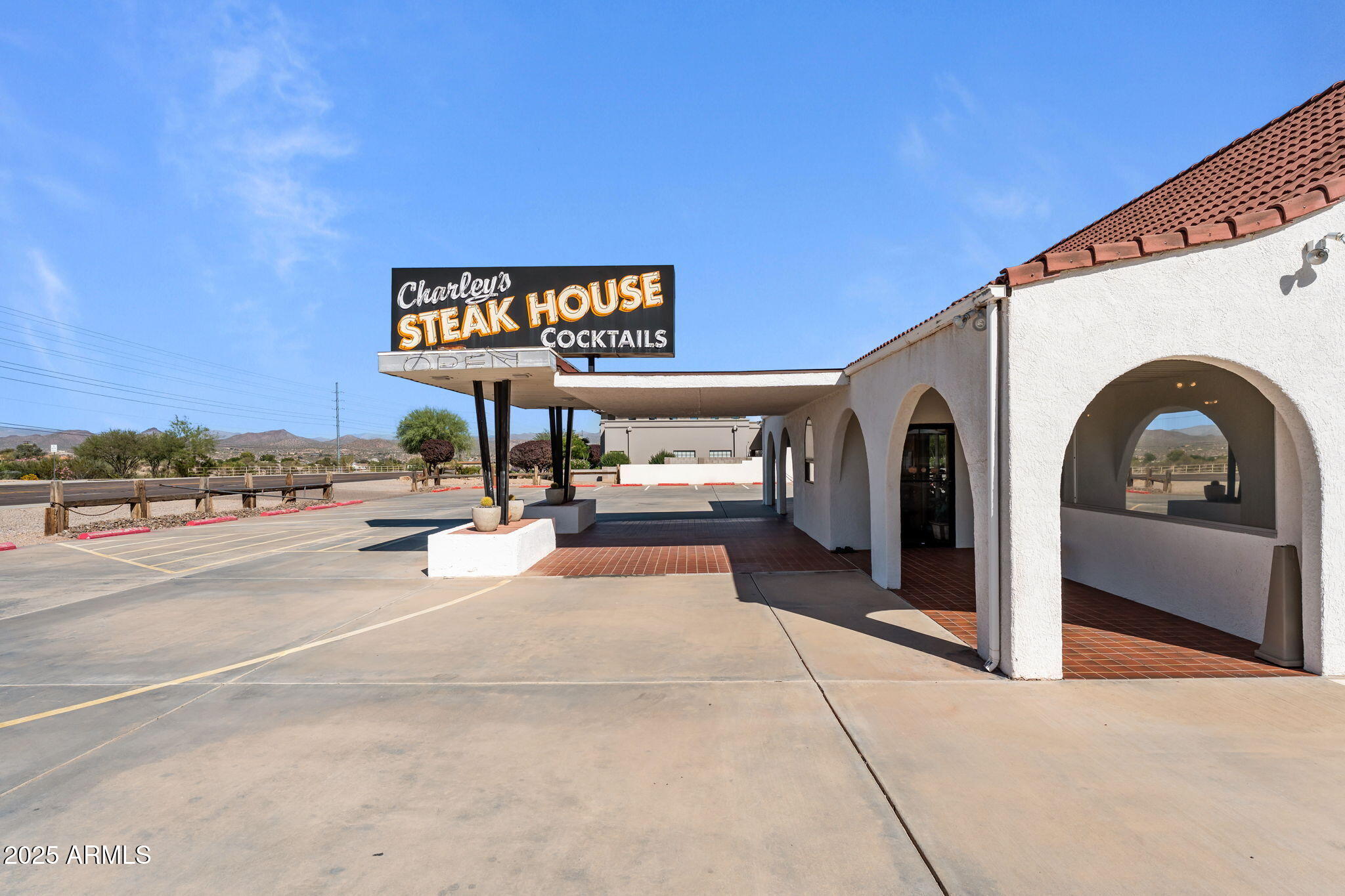 1078 W WICKENBURG Way