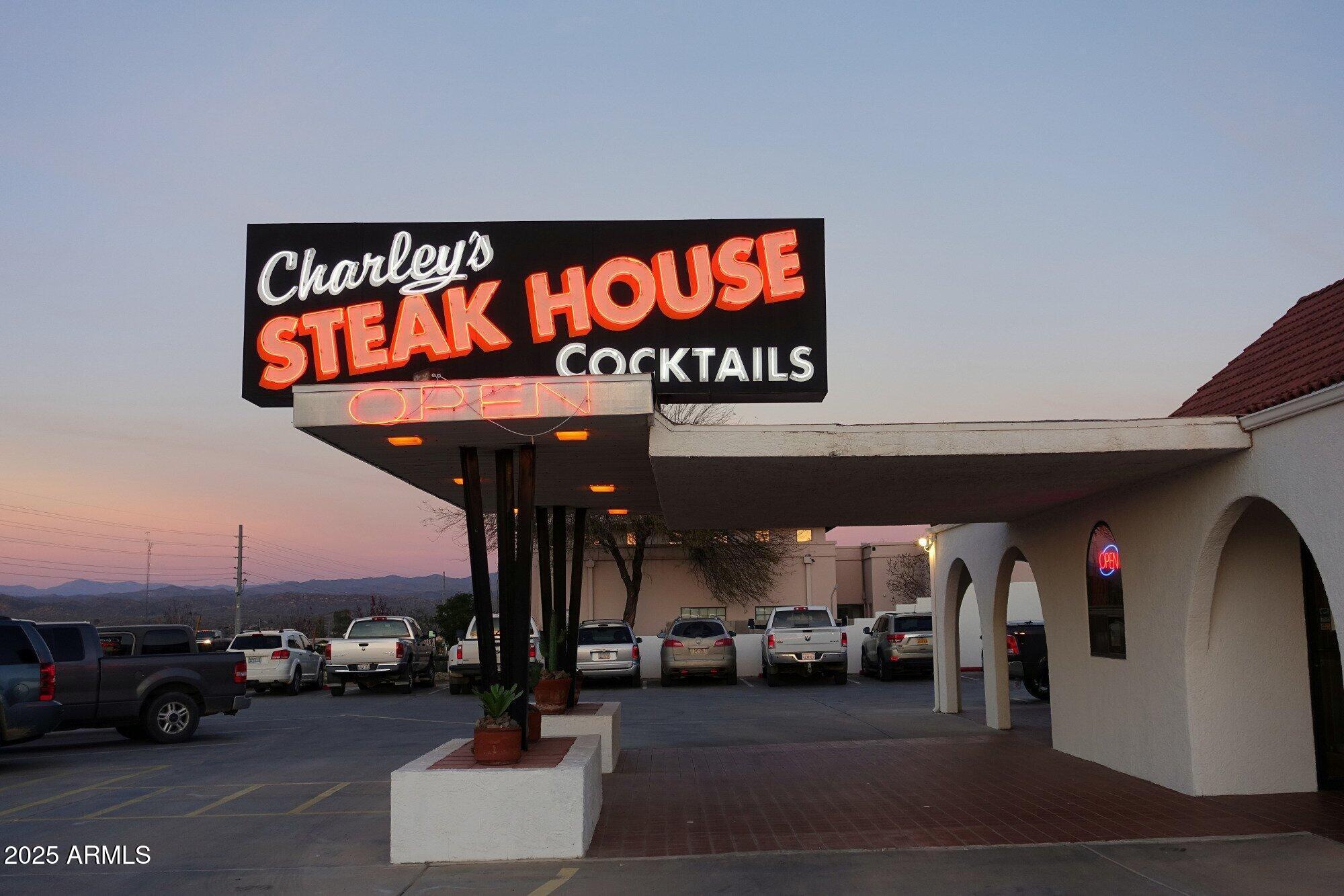 1078 W WICKENBURG Way