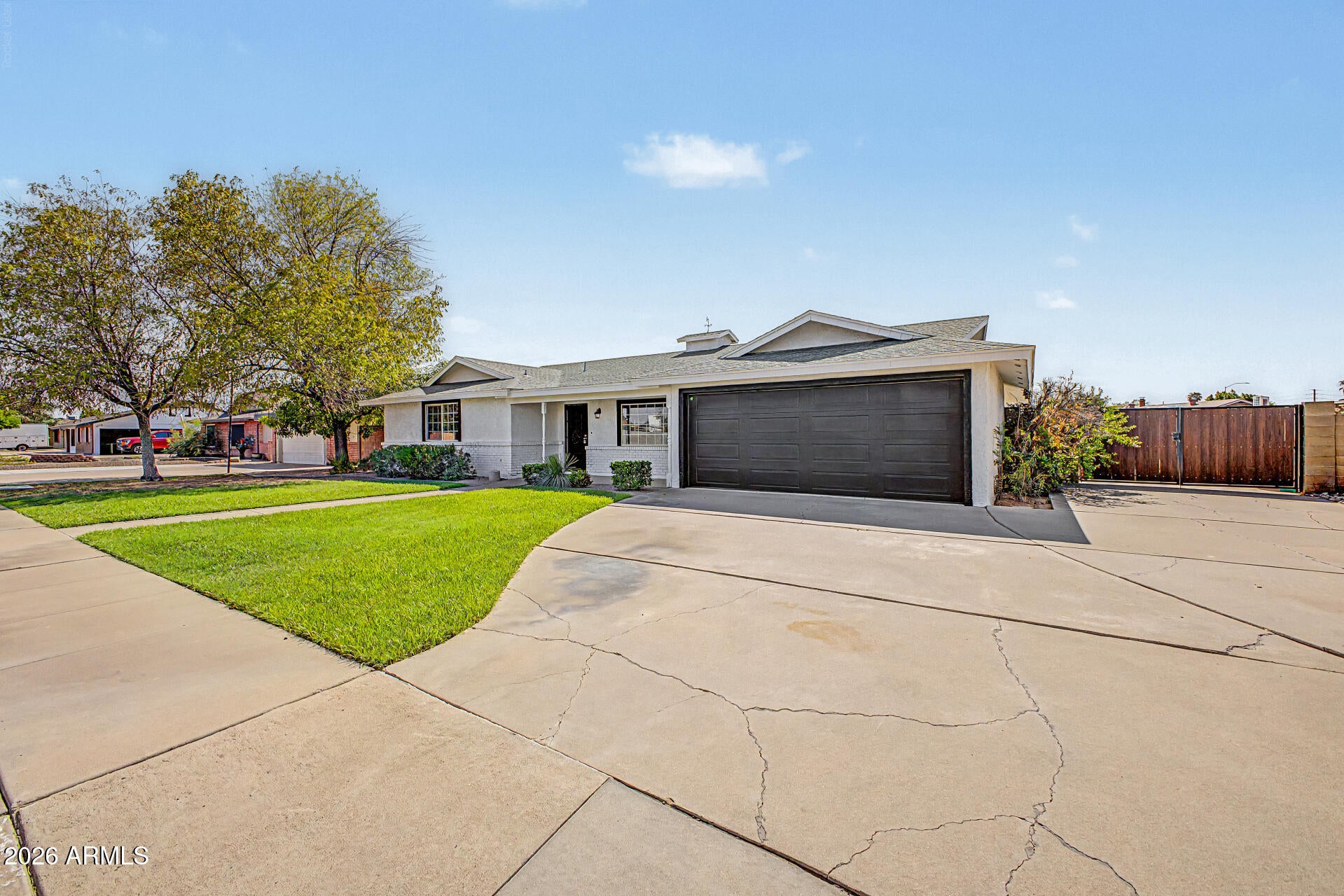 1326 S SPUR --