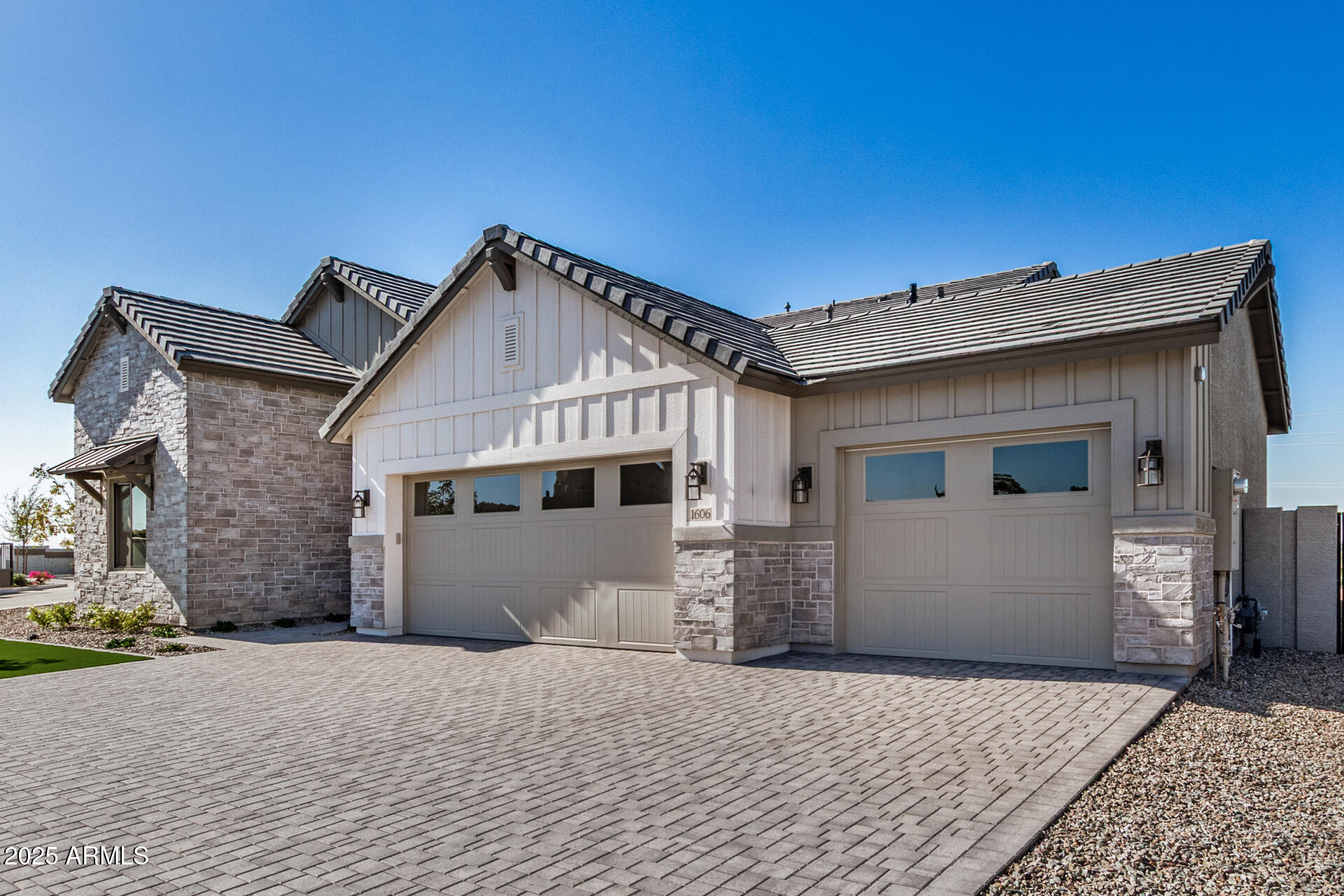 Homes for Sale in Queen Creek Arizona 3 1606 E MINTON Street