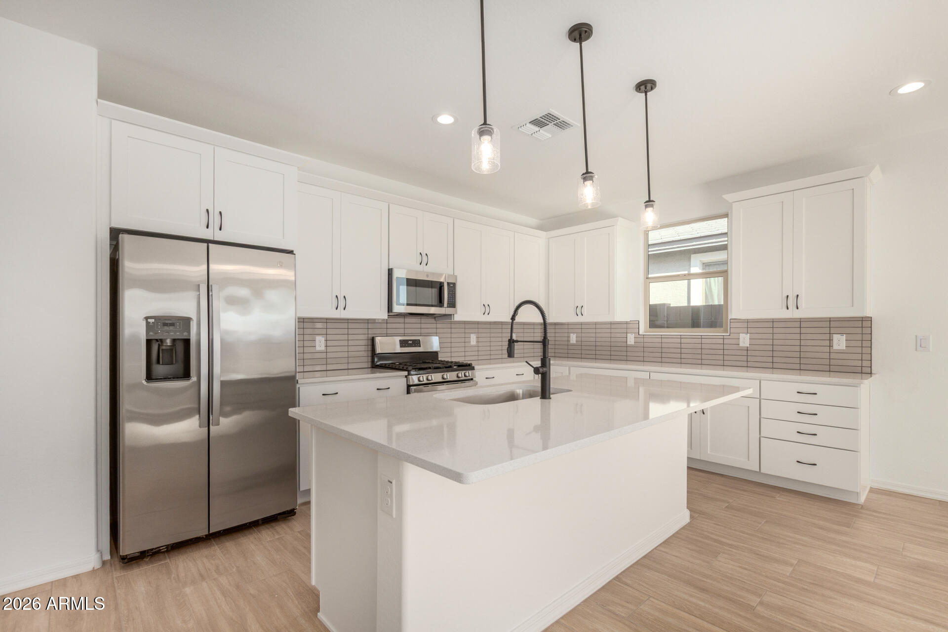 5423 W MANZANITA Drive