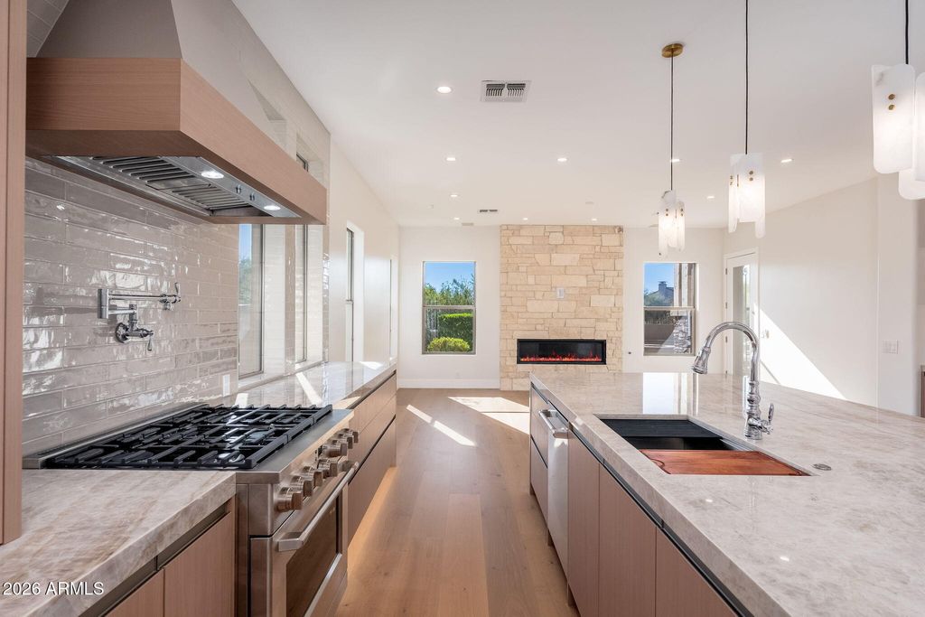 Photo of 9297 E Mohawk Lane, Scottsdale, AZ 85255 (MLS # 6998308)