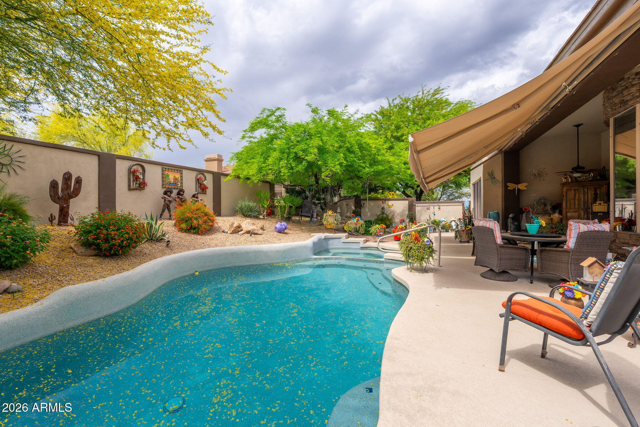 15618 E CACTUS Drive