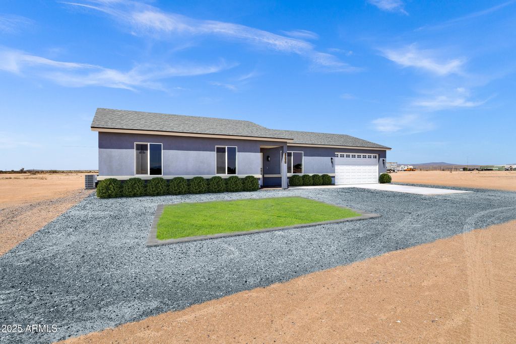 Photo of 10902 E Angus Lane, Coolidge, AZ 85128 (MLS # 6910144)