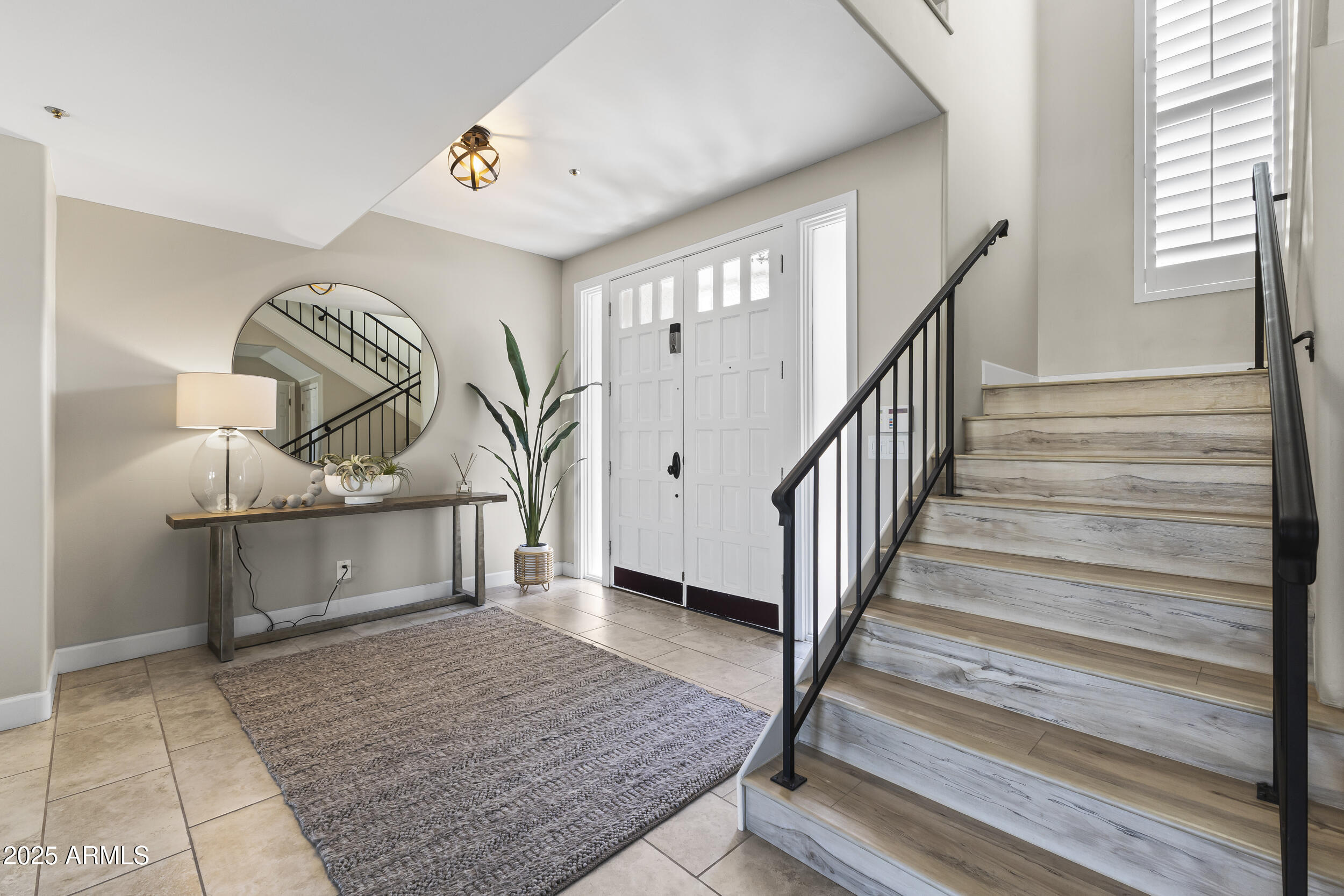 8100 E CAMELBACK Road 143