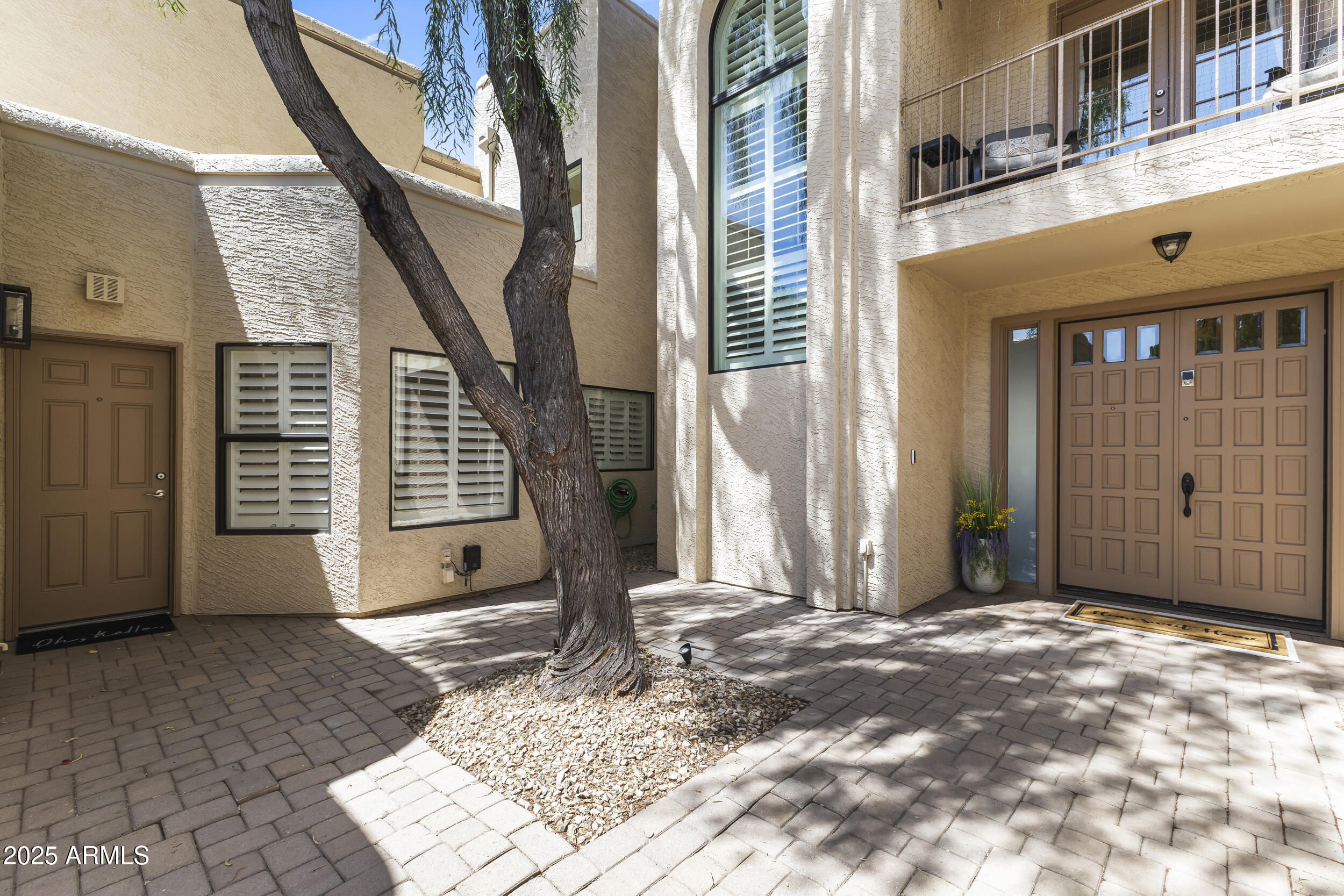 8100 E CAMELBACK Road 143