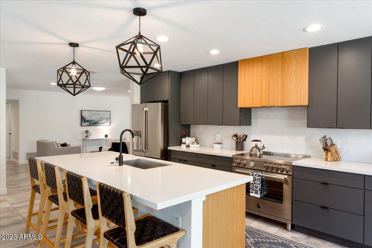 11601 N 50th Place