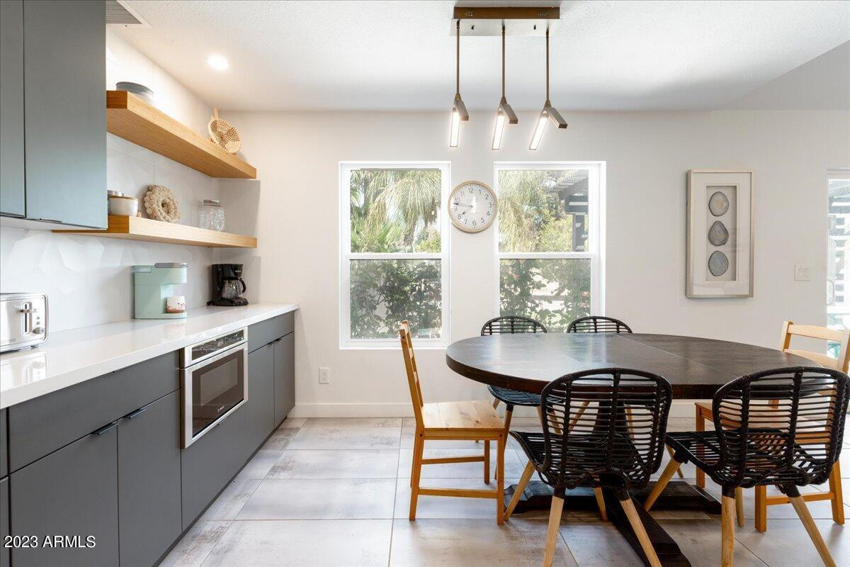 11601 N 50th Place