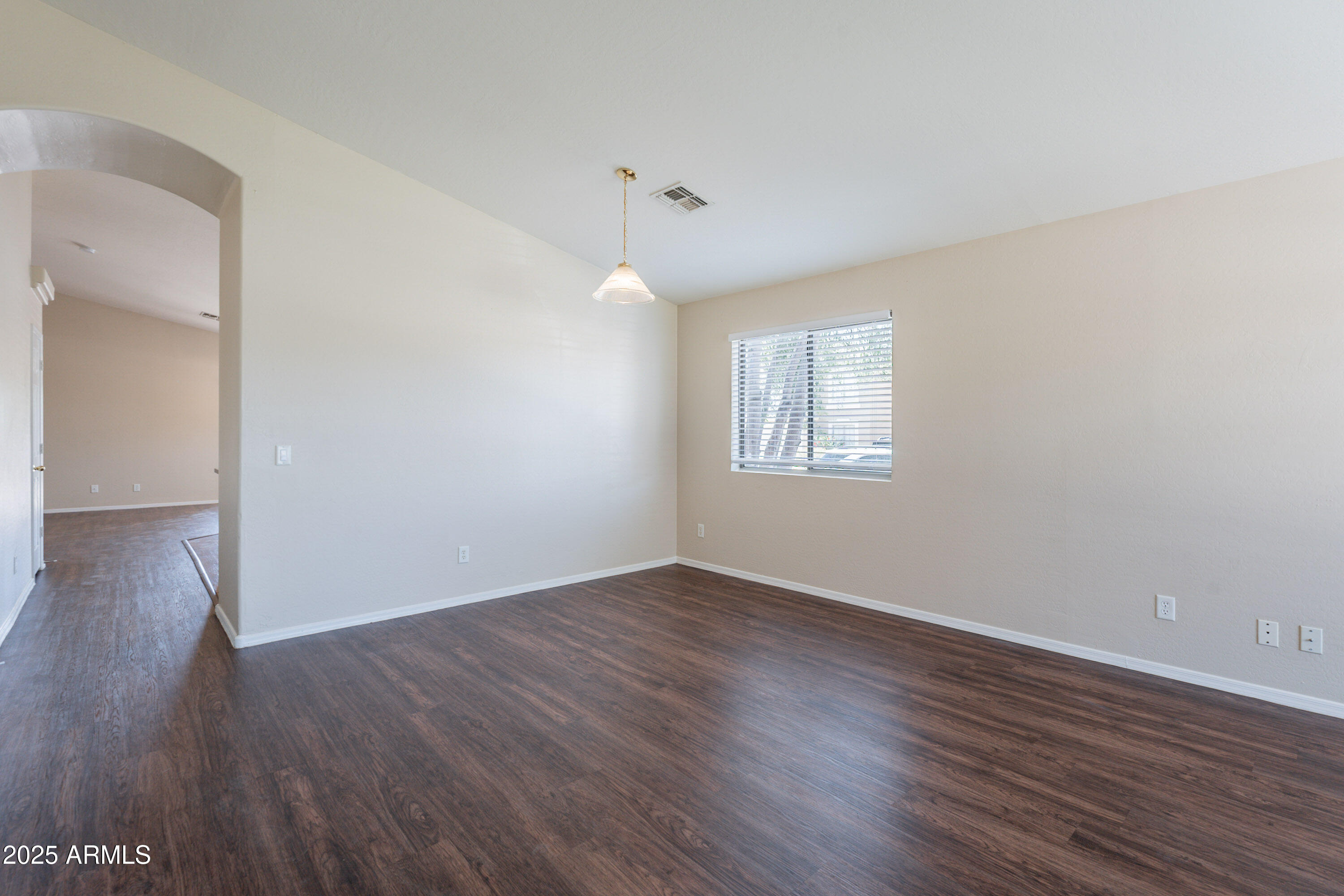 10649 W ALVARADO Road