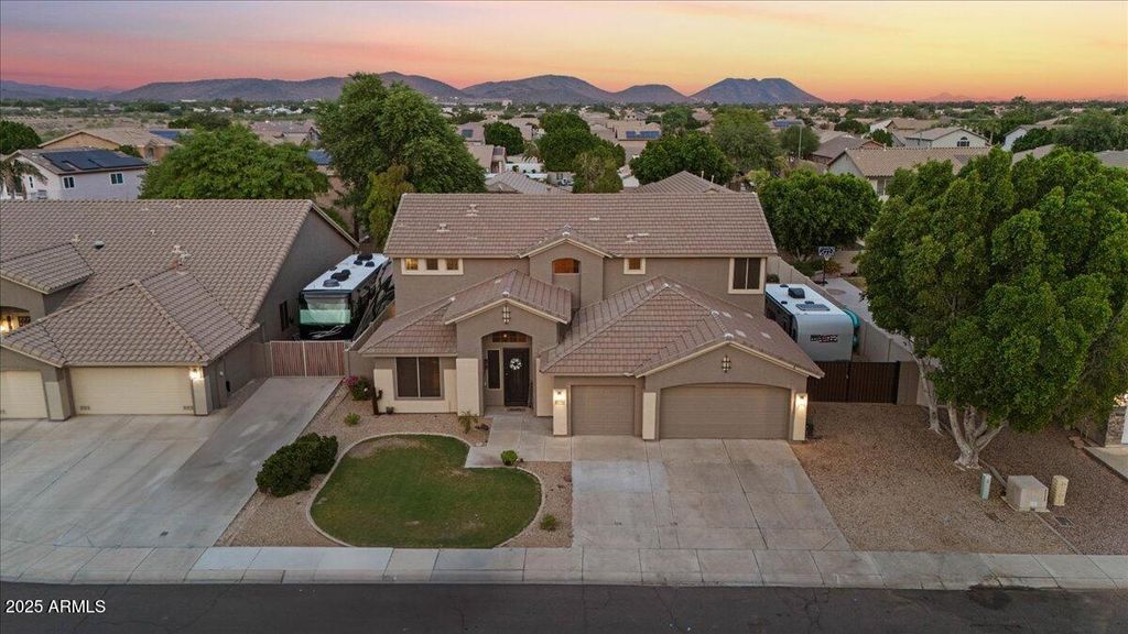 Photo of 22471 N 79th Drive, Peoria, AZ 85383 (MLS # 6921944)