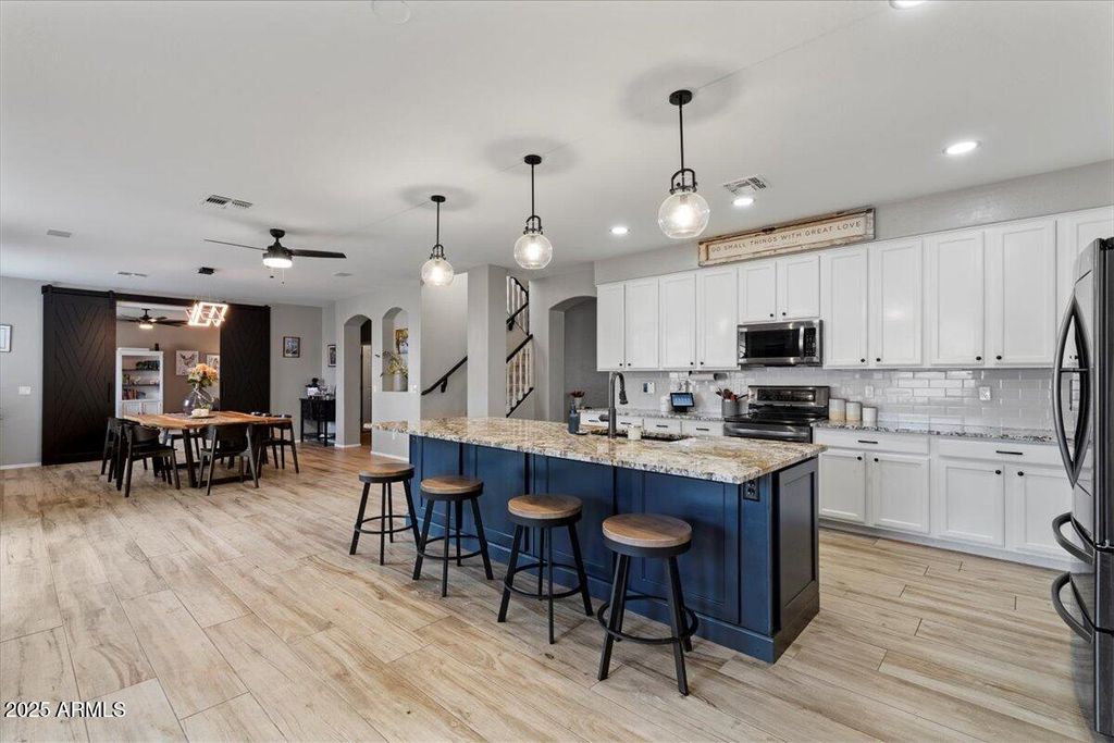 Photo of 22471 N 79th Drive, Peoria, AZ 85383 (MLS # 6921944)