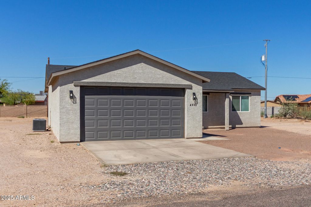 Photo of 4030 N Palm Circle, Eloy, AZ 85131 (MLS # 6931339)
