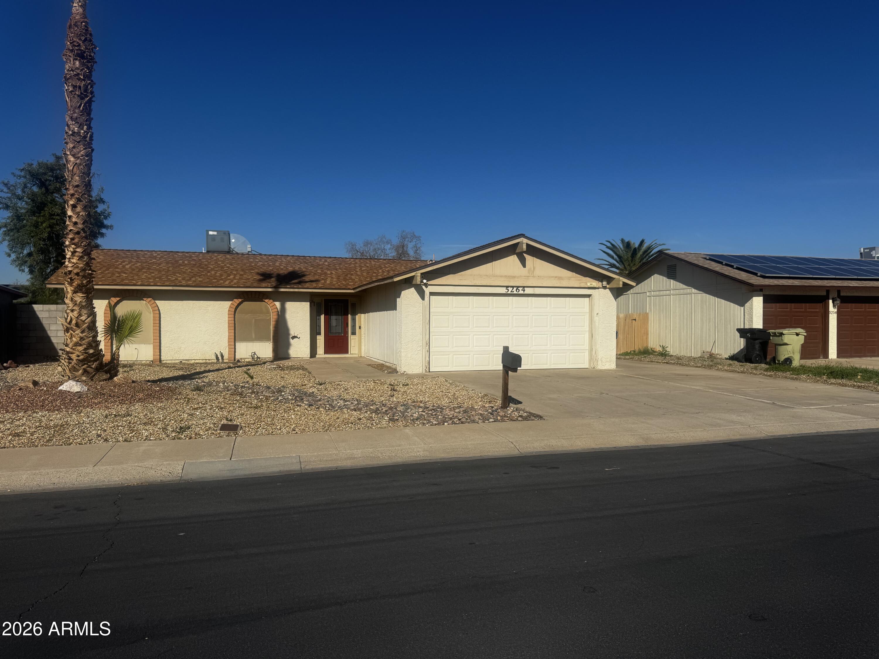 5264 W LUPINE Avenue