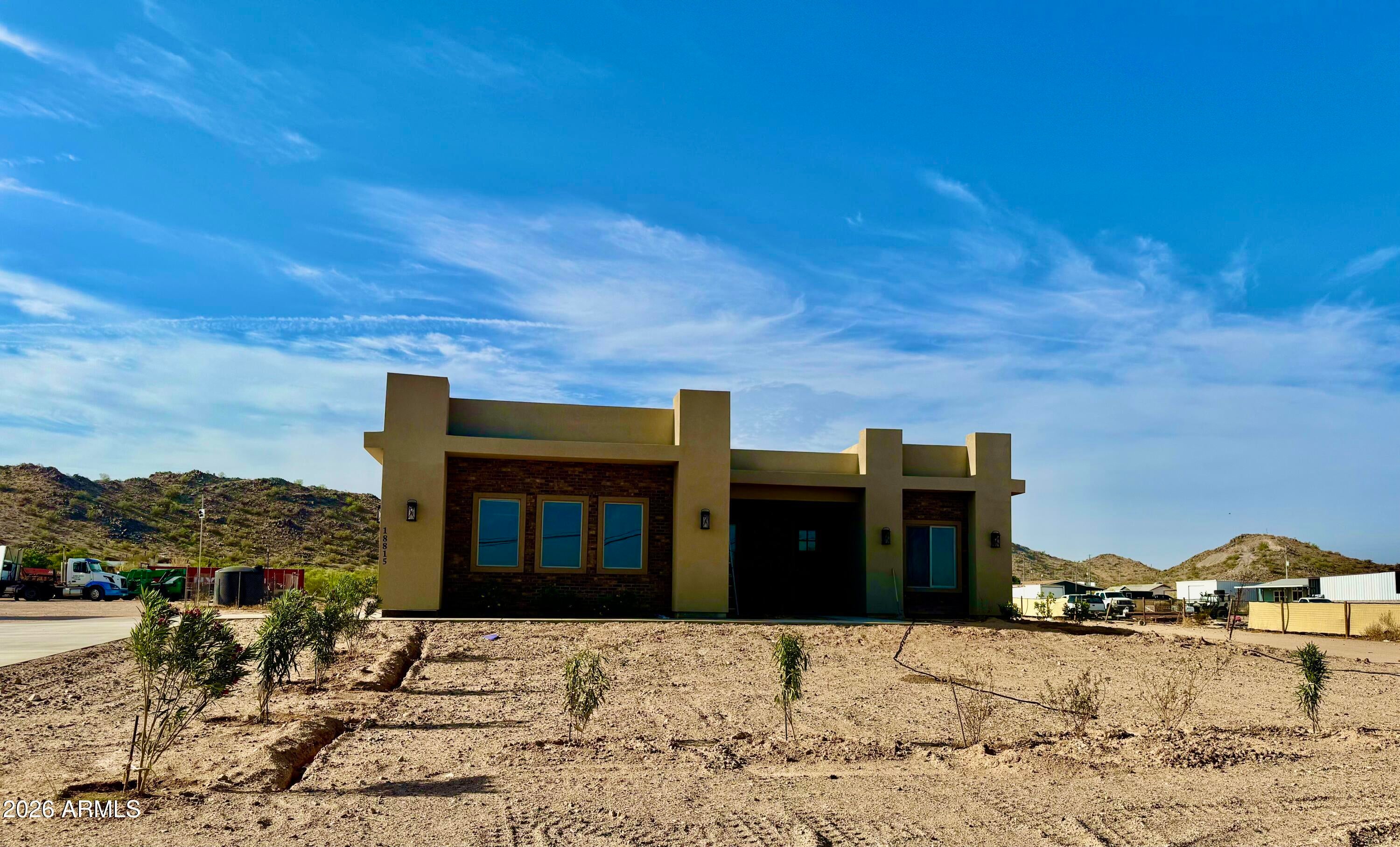 18815 W ARLINGTON Road