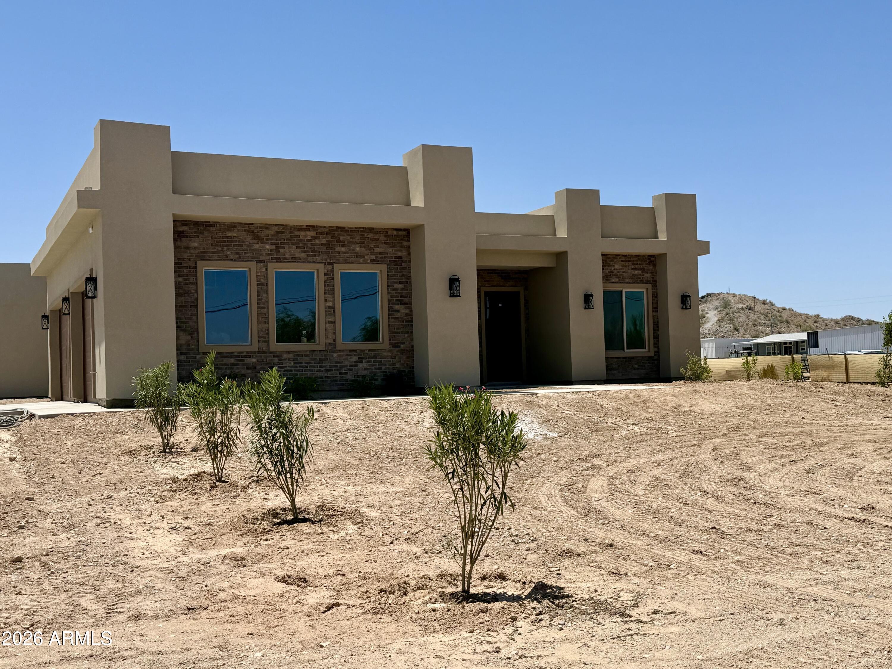 18815 W ARLINGTON Road