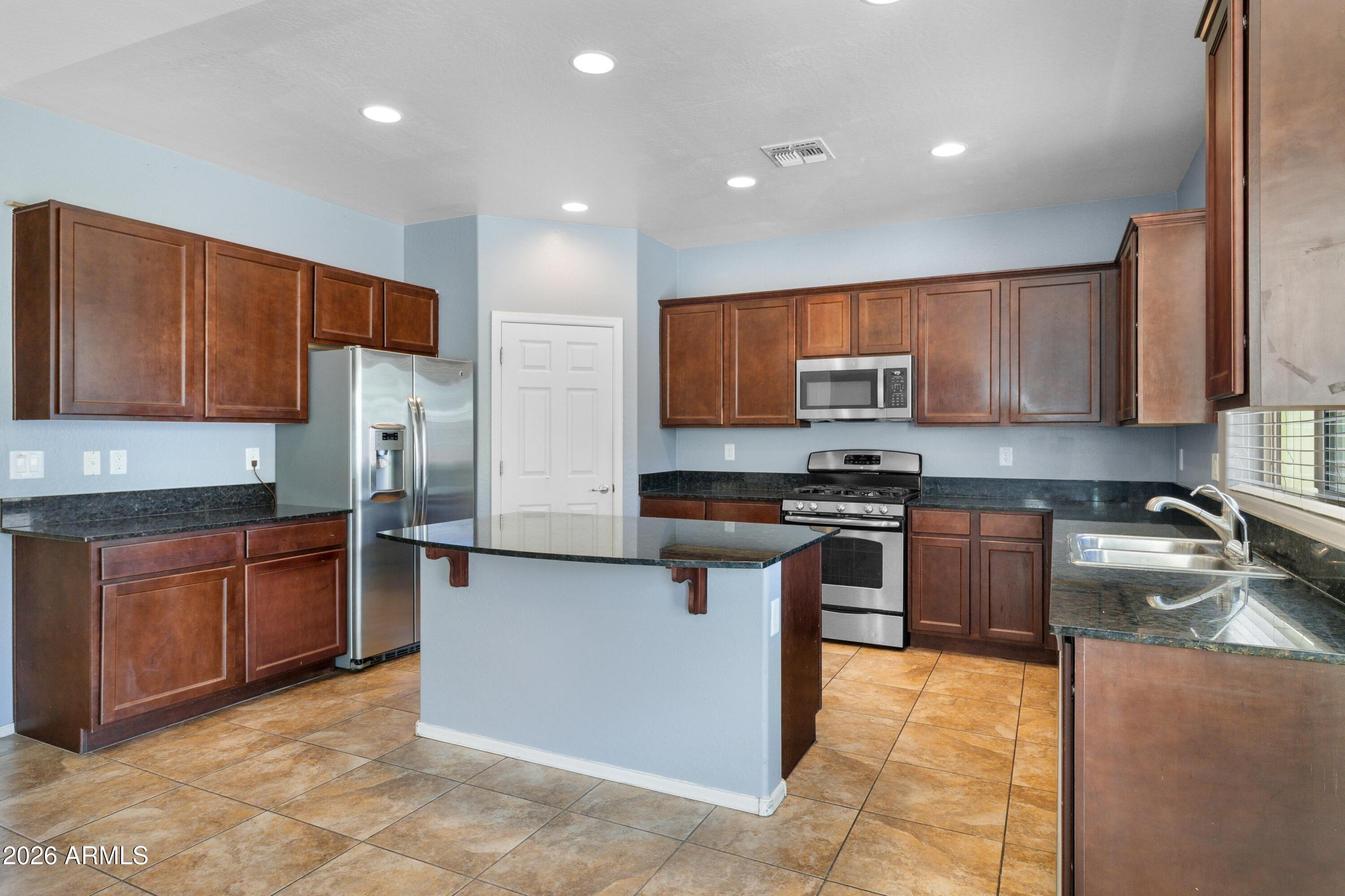 3158 N Clanton Street