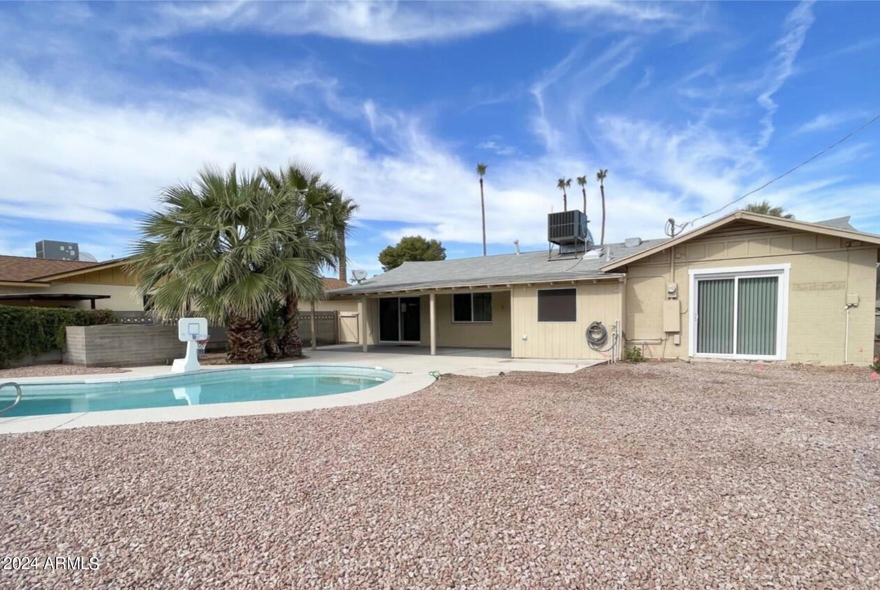 8449 E Crestwood Way