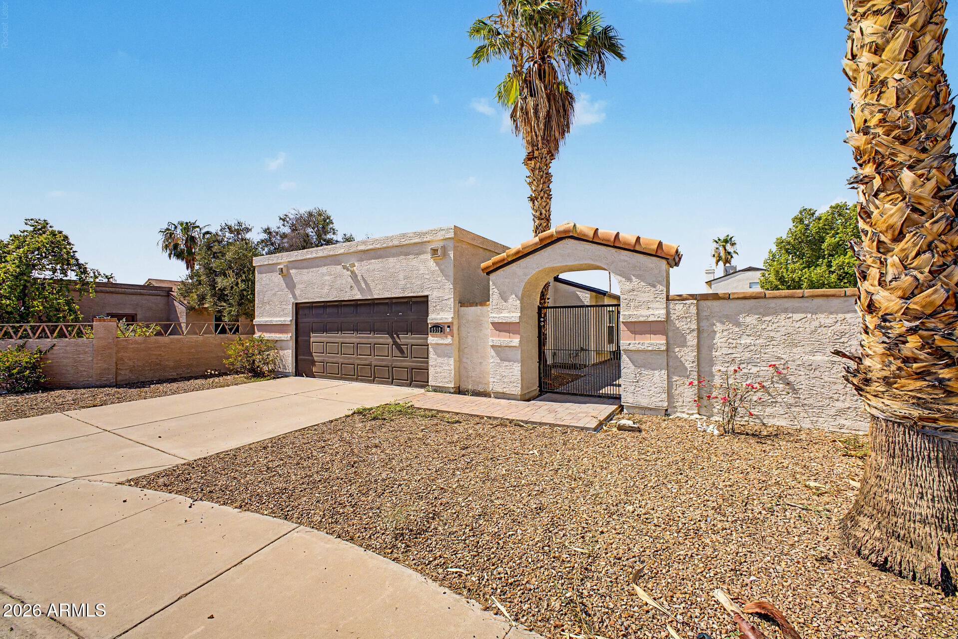 1510 E TARO Lane