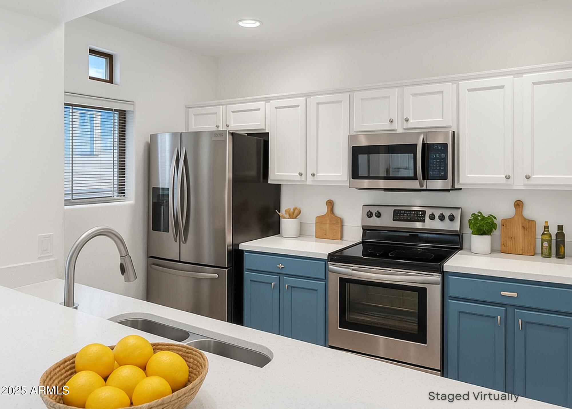 11500 E COCHISE Drive 2001