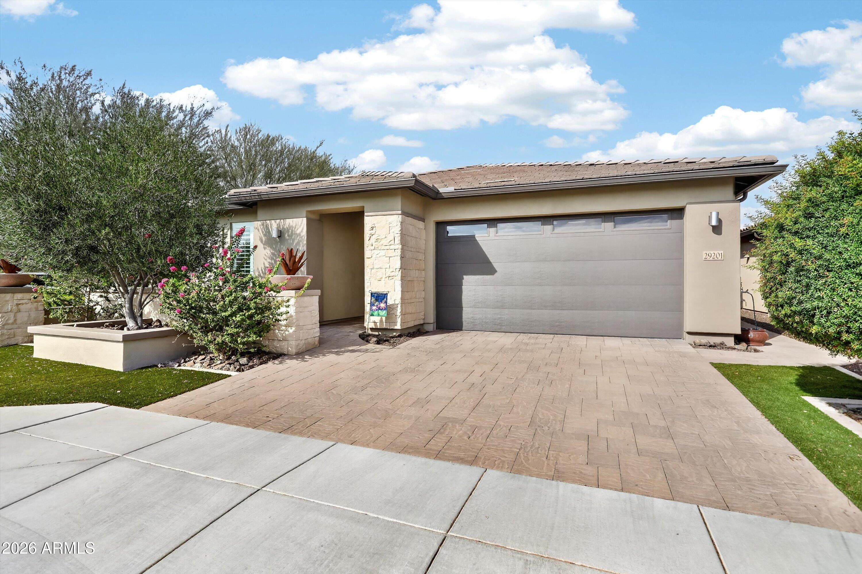 29201 N SORRENTO Drive