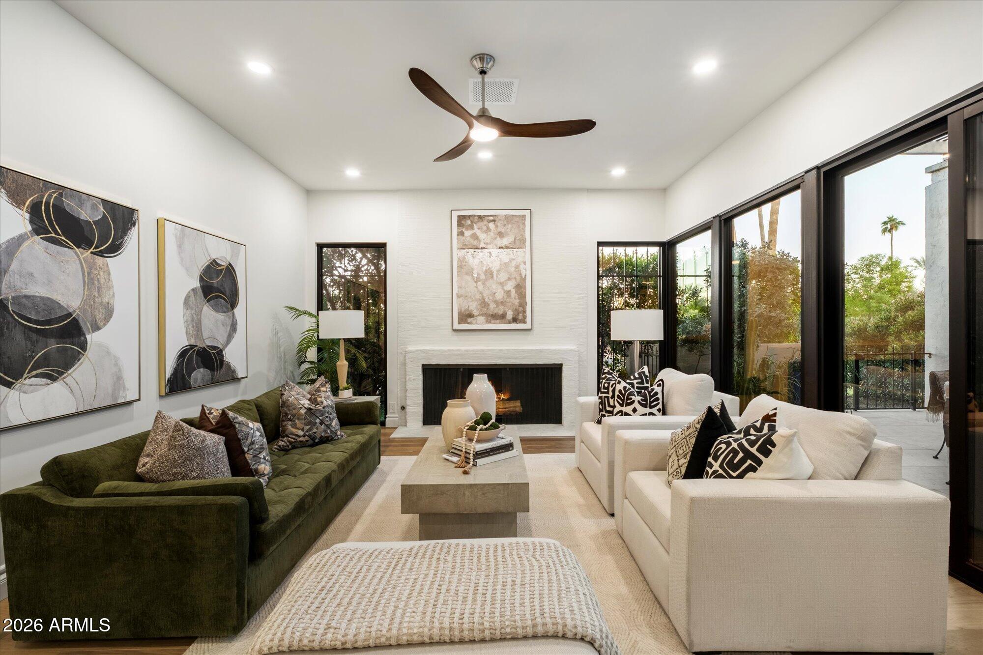 SCOTTSDALE NORTH - Residential