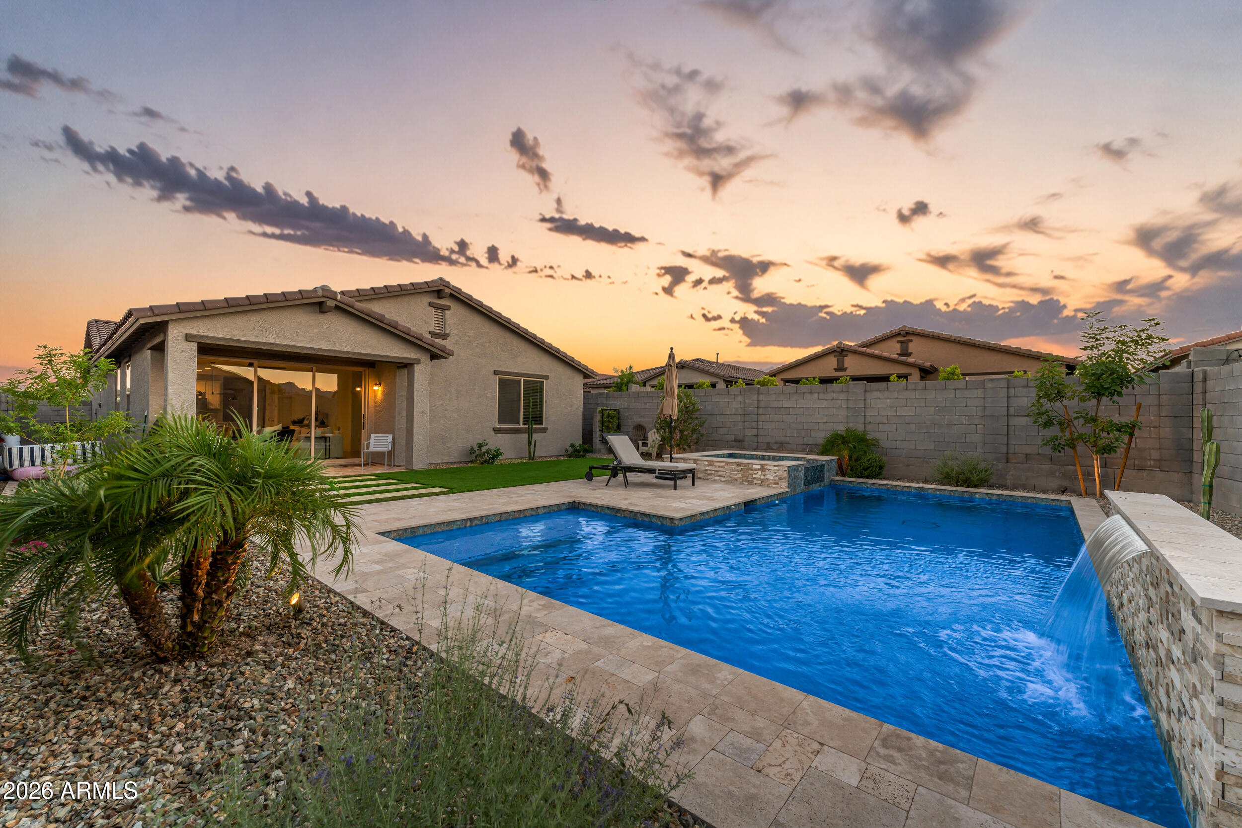 19326 W BADGETT Lane