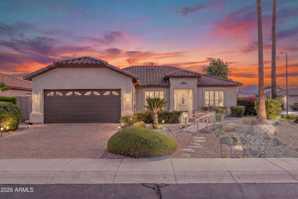 Photo of 6959 S Rincon Drive, Chandler, AZ 85249 (MLS # 7082439)