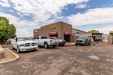 6016 N 57TH Avenue Glendale AZ 85301