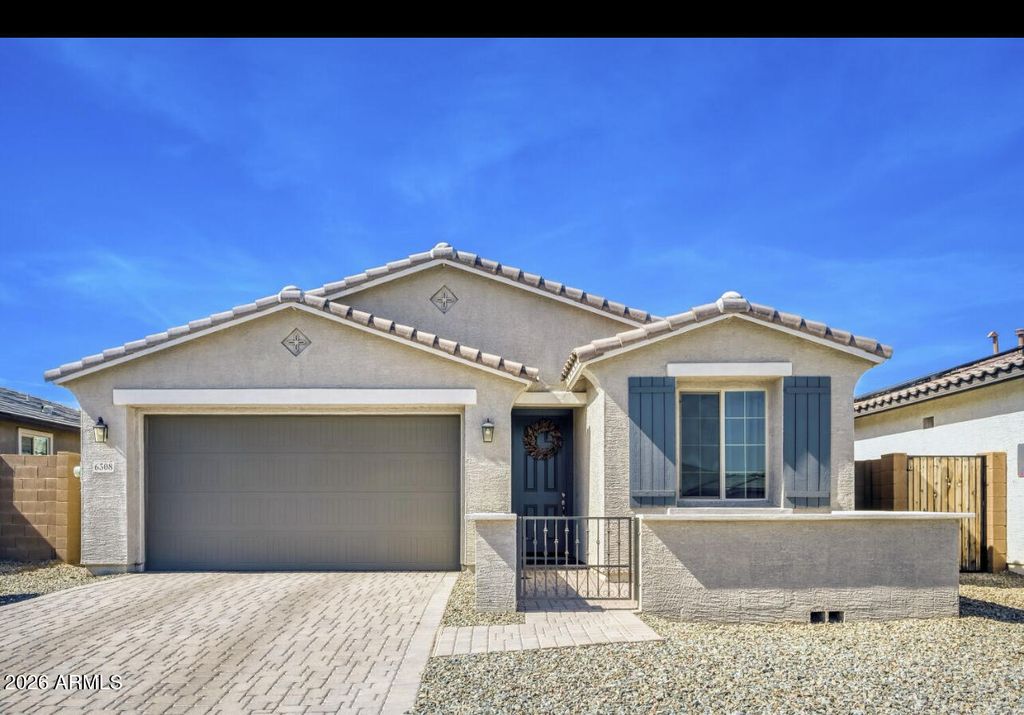 Photo of 6308 N 68th Drive, Glendale, AZ 85301 (MLS # 6988718)