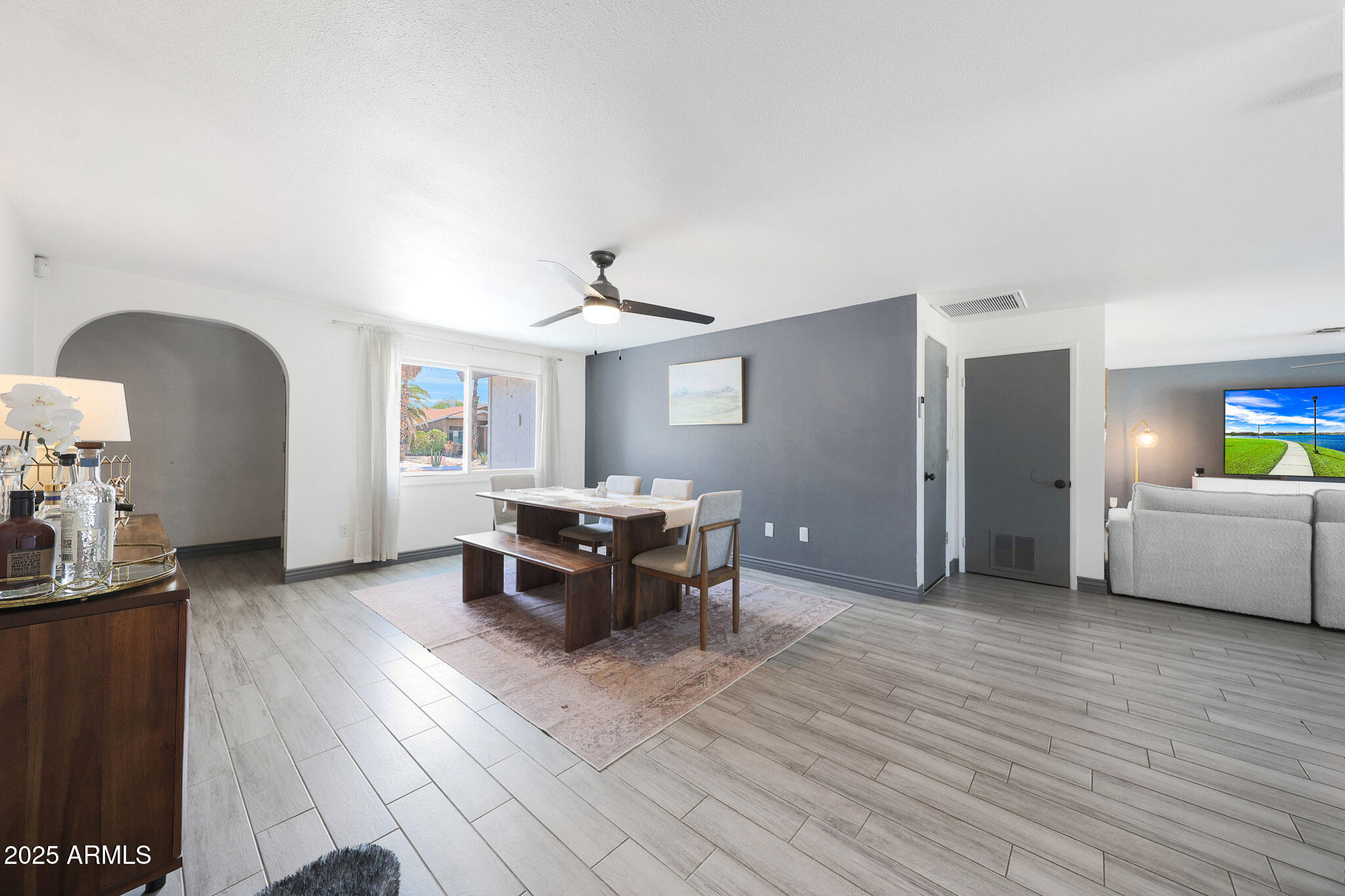 13828 N 41ST Place