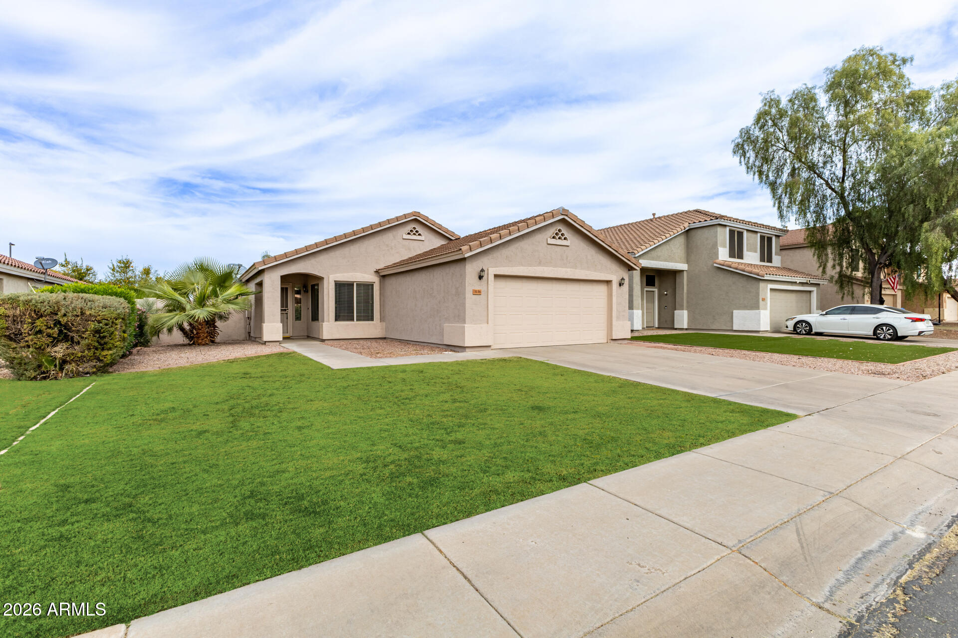 3136 E DESERT Lane