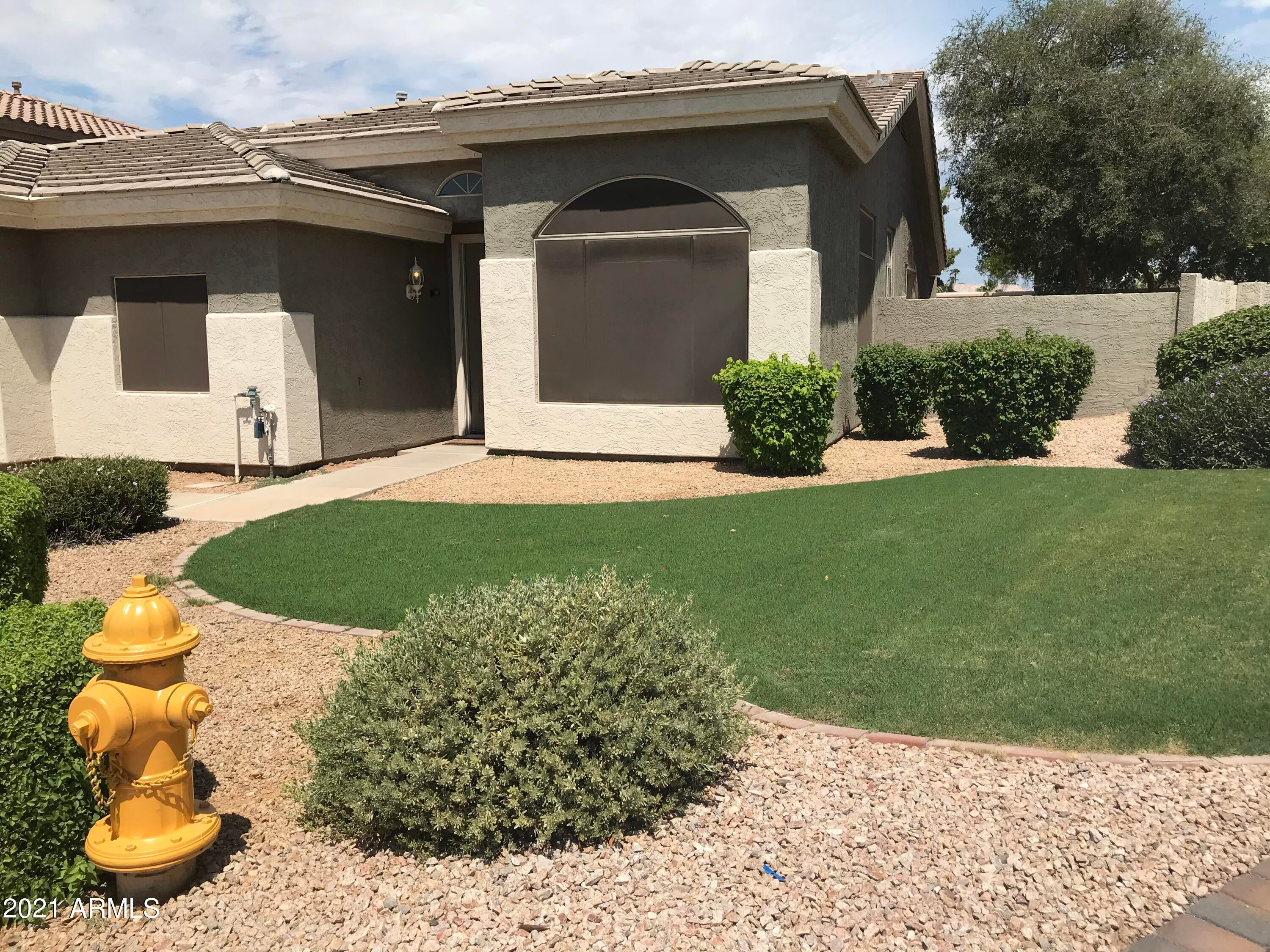 891 N DATE PALM Drive