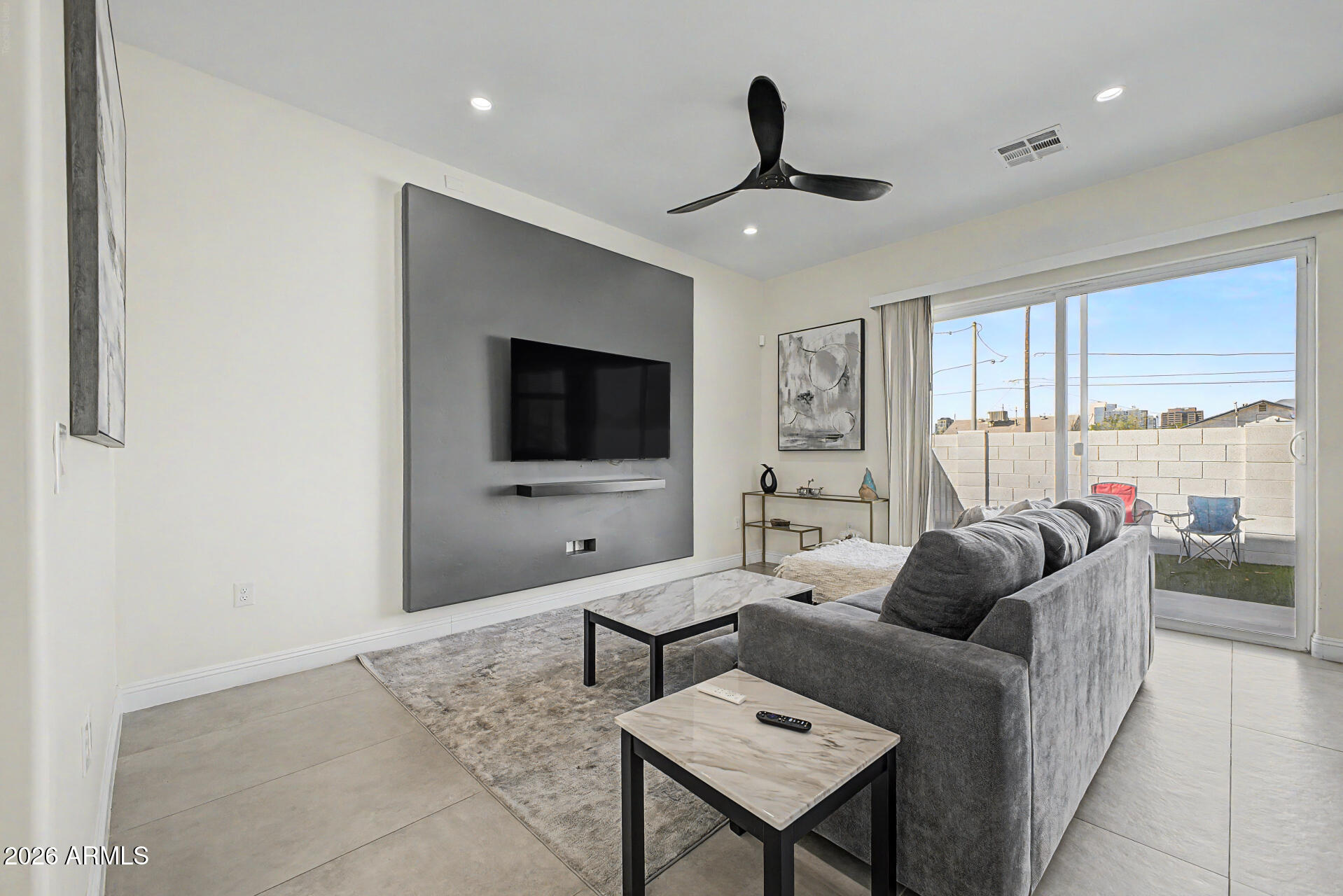 1344 E POLK Street B