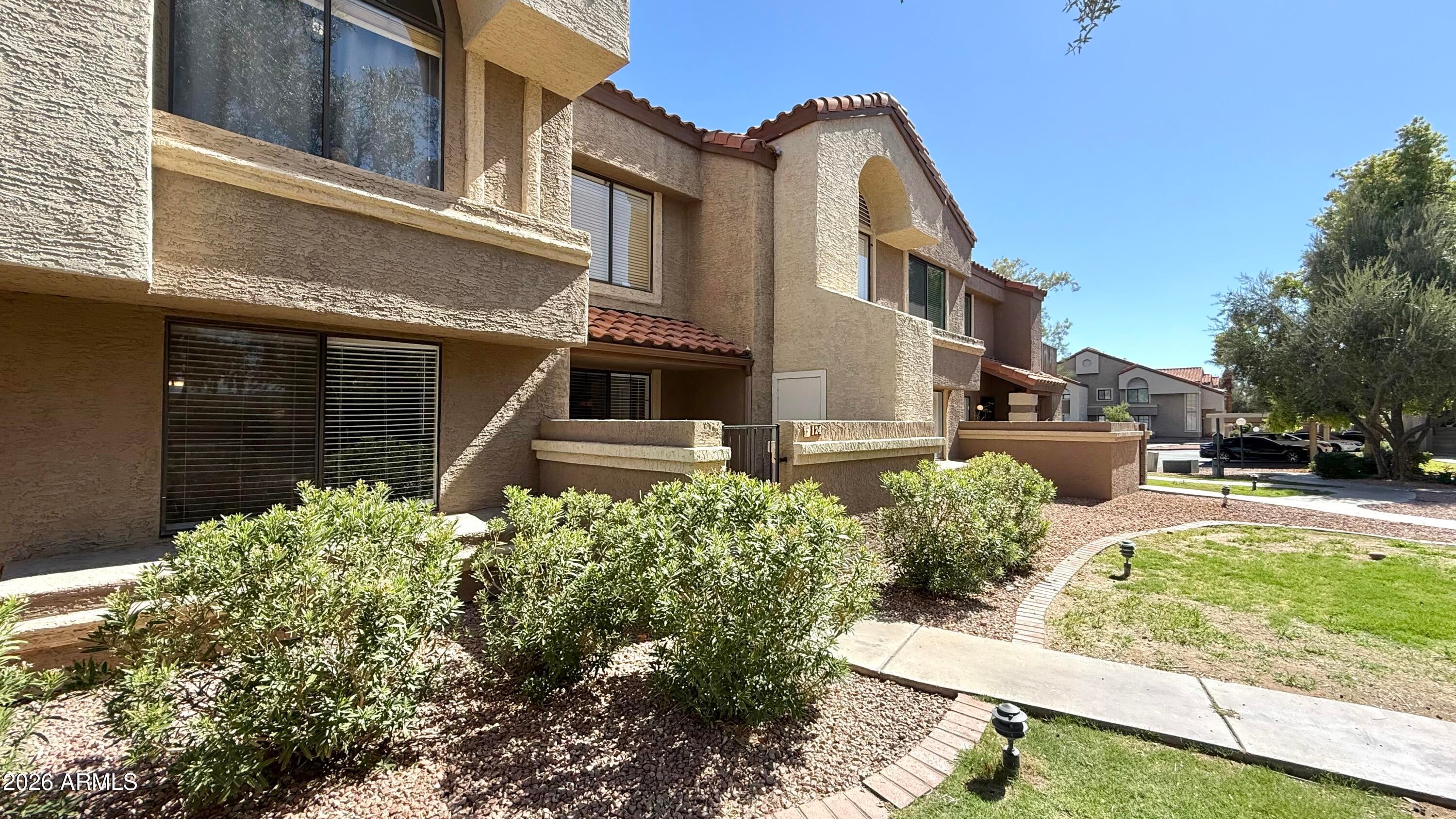 1905 E UNIVERSITY Drive 124