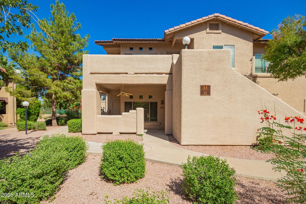 Photo of 1351 N Pleasant Drive #1074, Chandler, AZ 85225 (MLS # 6929390)