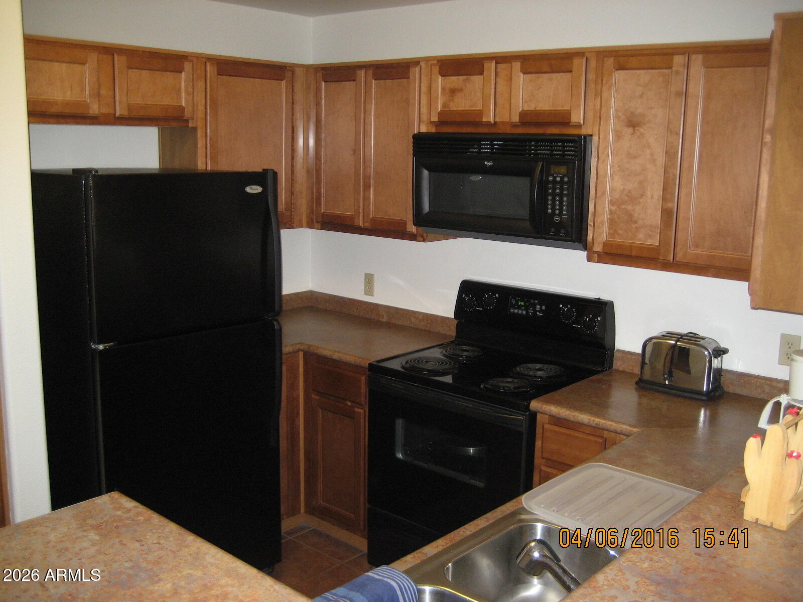 3830 E LAKEWOOD Parkway 2085