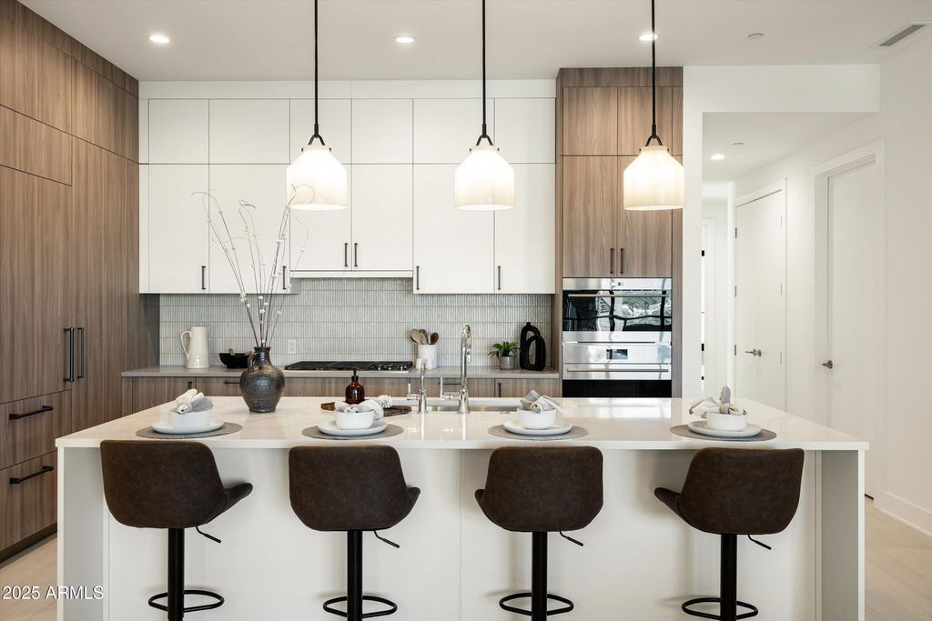 Photo of 19355 N 73rd Way #H2021, Scottsdale, AZ 85255 (MLS # 6941512)