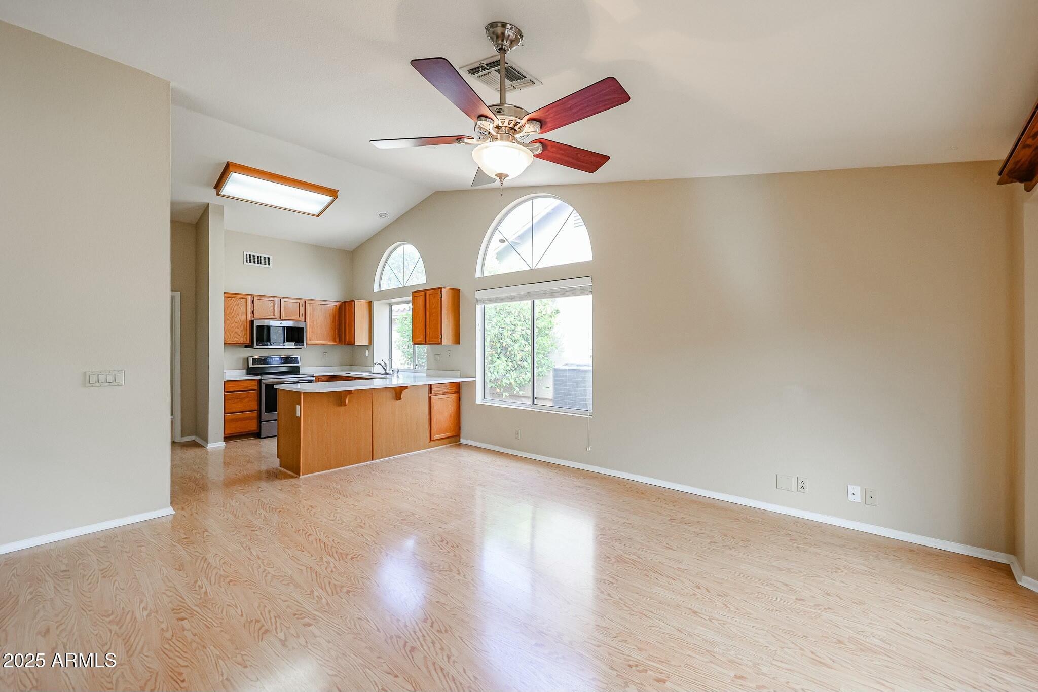 Peoria, Arizona 85382, United States, 2 Bedrooms Bedrooms, ,2 BathroomsBathrooms,Residential,Active,3345