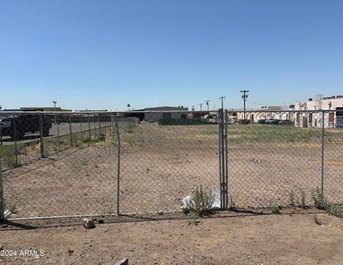 3105 W Indian School Road - Phoenix AZ 85017