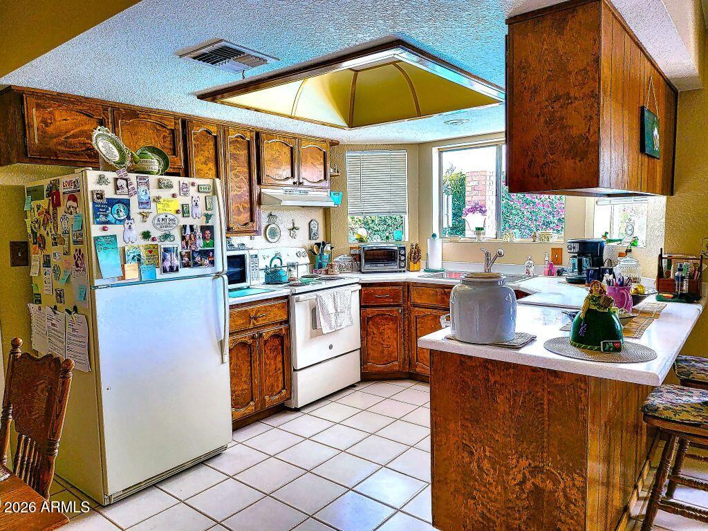 3149 S Rogers --