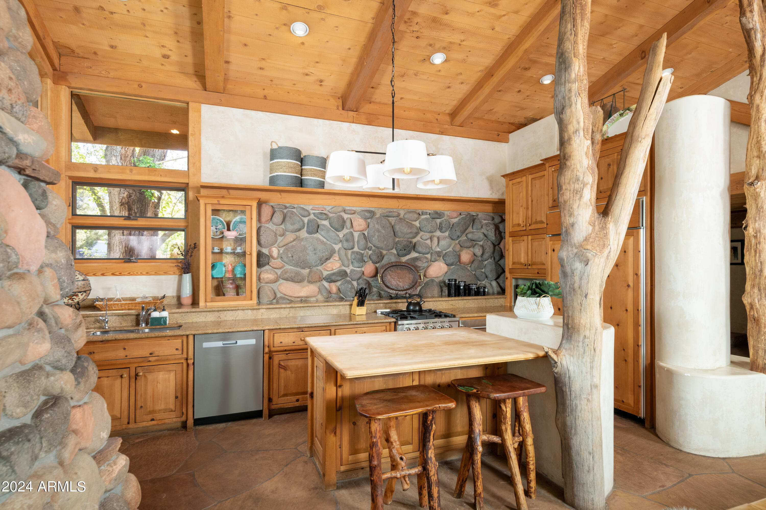 10 Ranch House Circle