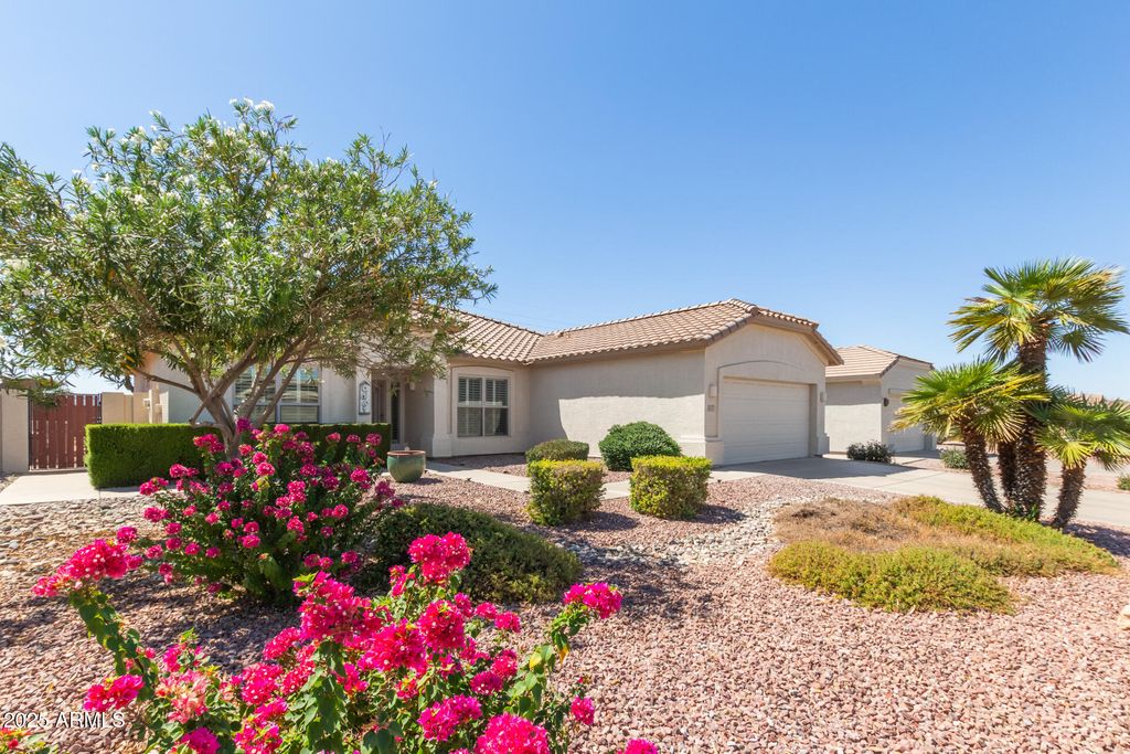 Photo of 3161 E Gleneagle Drive, Chandler, AZ 85249 (MLS # 6922055)