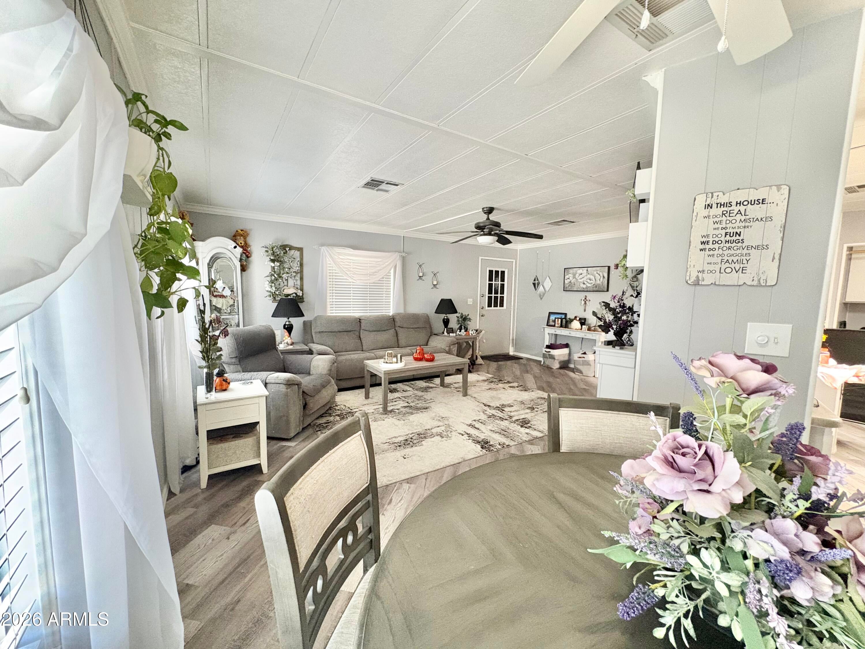 4065 E UNIVERSITY Drive 440