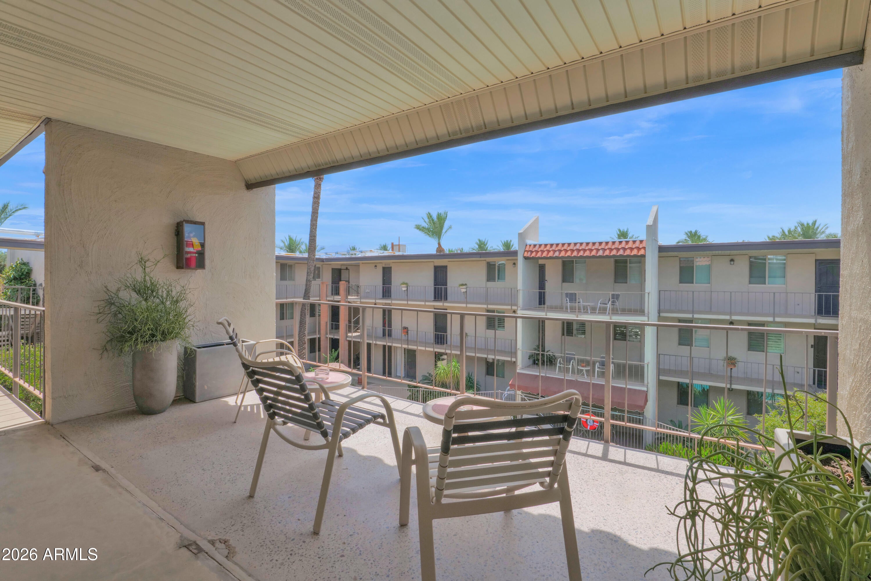 4727 E LAFAYETTE Boulevard 303