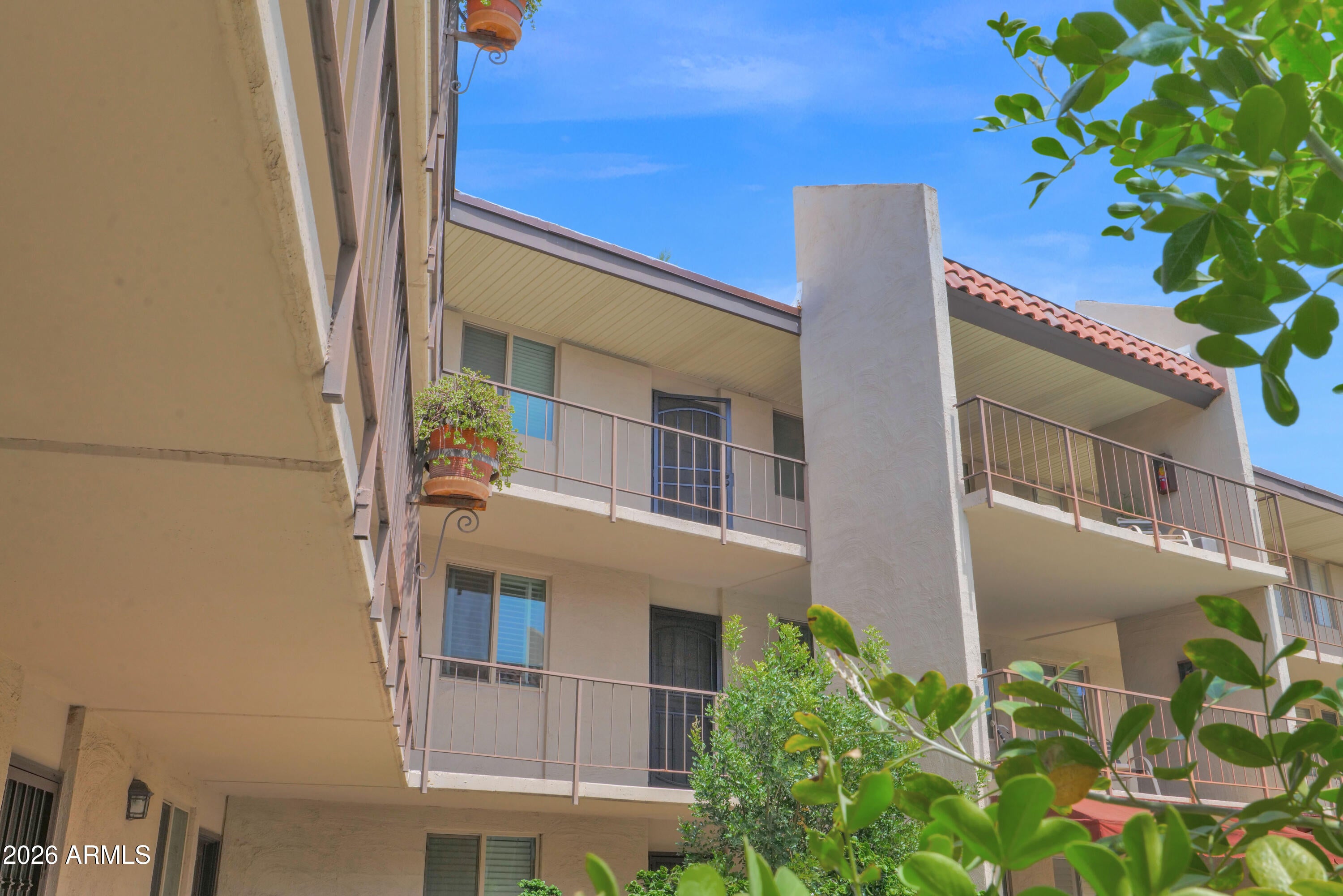 4727 E LAFAYETTE Boulevard 303
