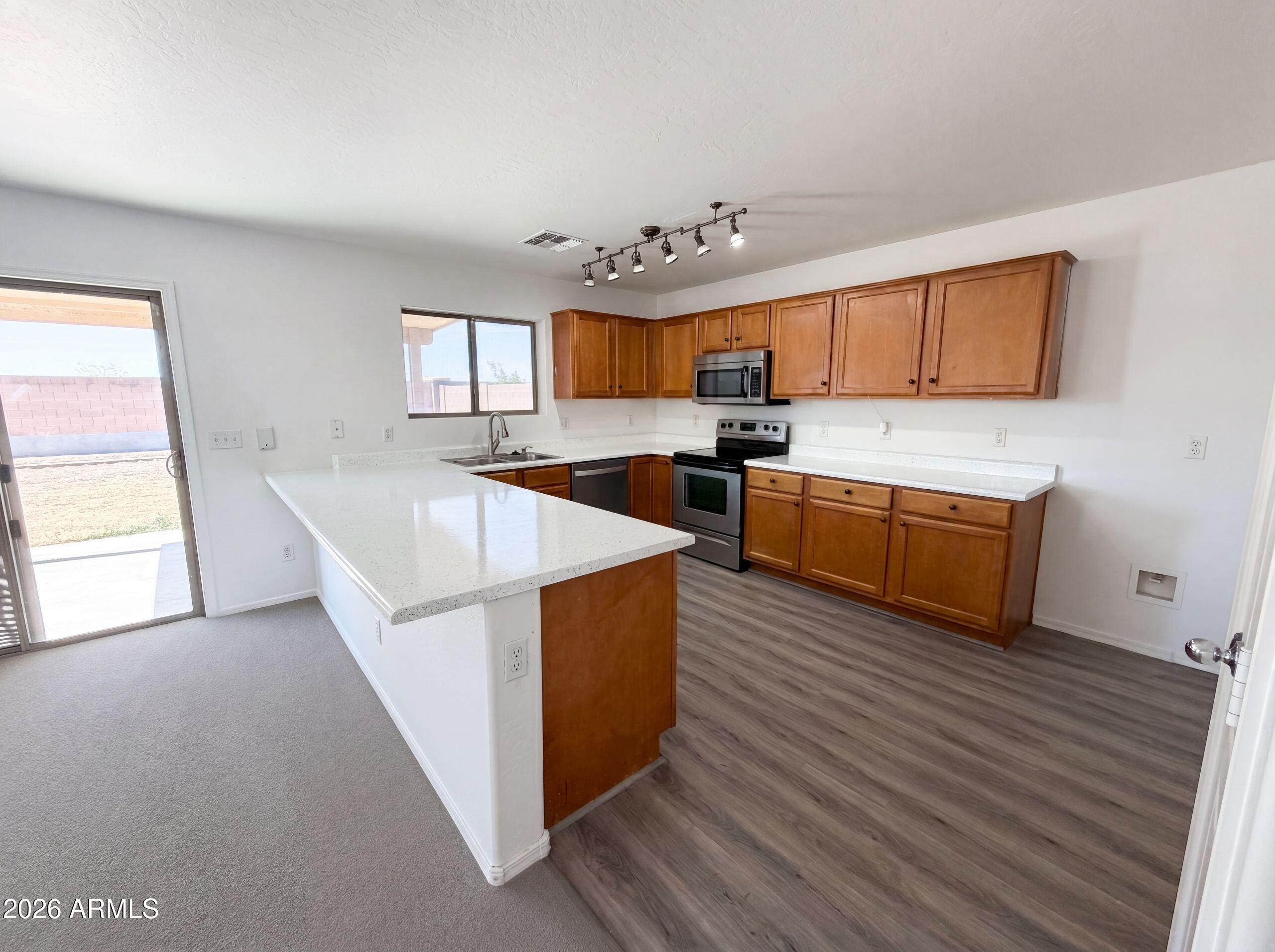 25779 W SATELLITE Lane