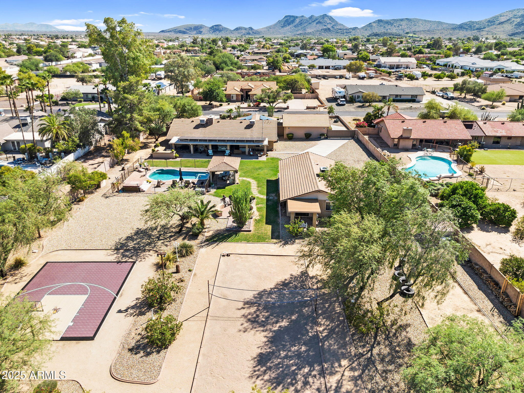 4728 W SAGUARO PARK Lane